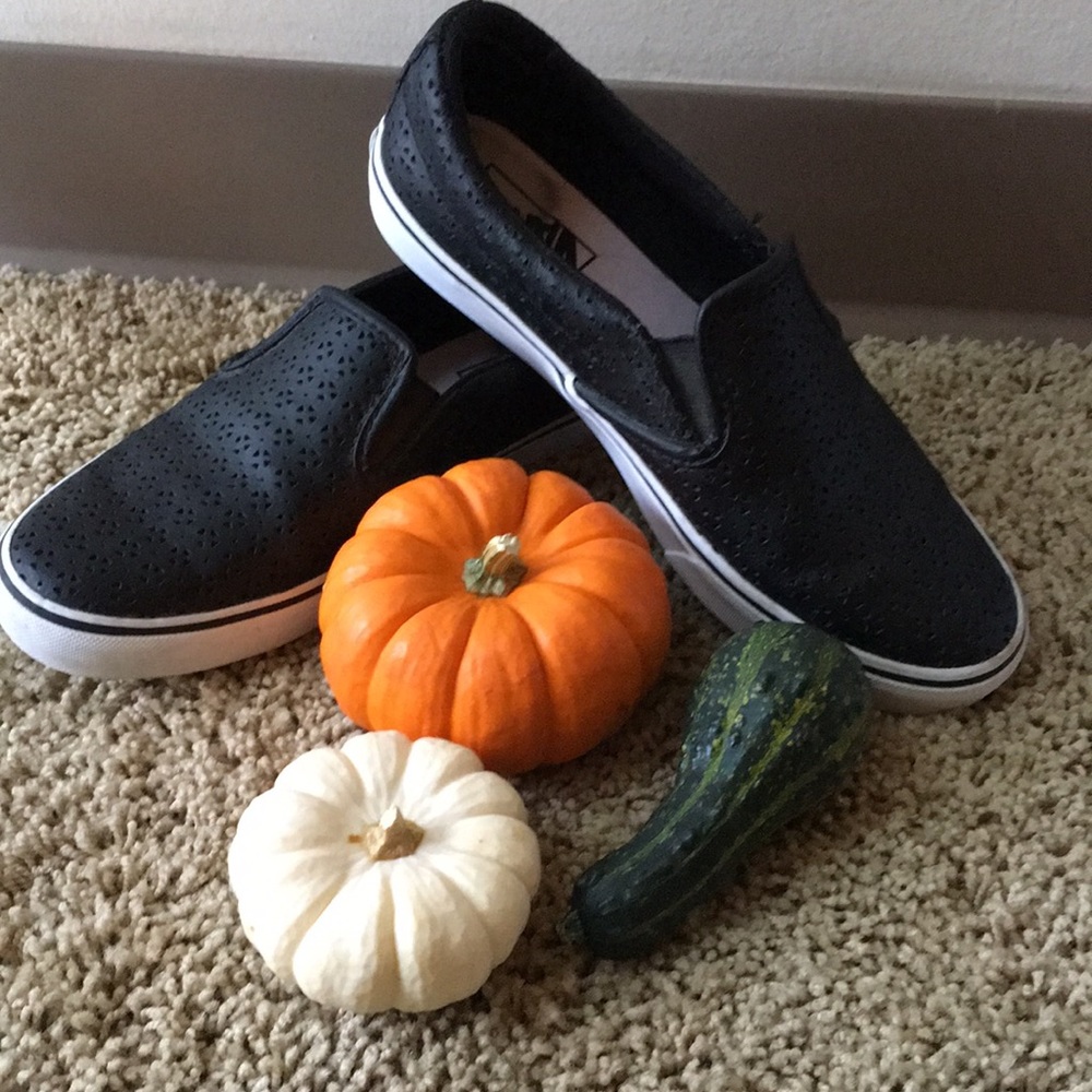 Cut-out Slip-On Vans!